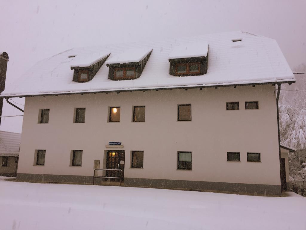 Apartmaji In Sobe Tina Kranjska Gora Eksteriør billede