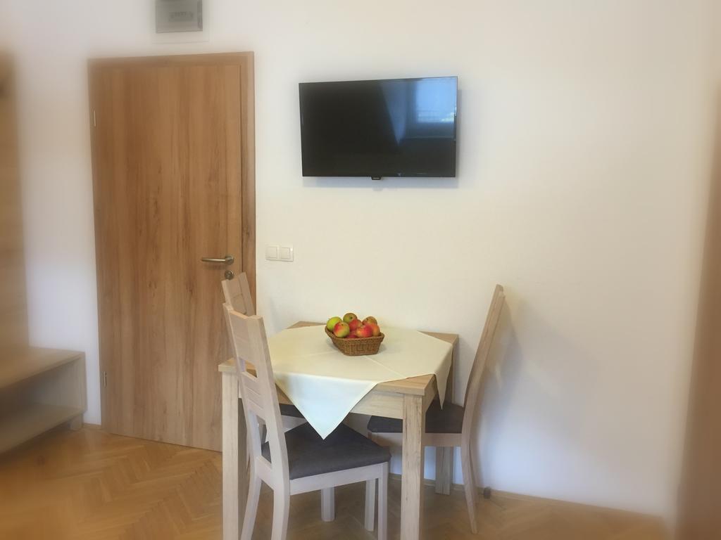 Apartmaji In Sobe Tina Kranjska Gora Eksteriør billede